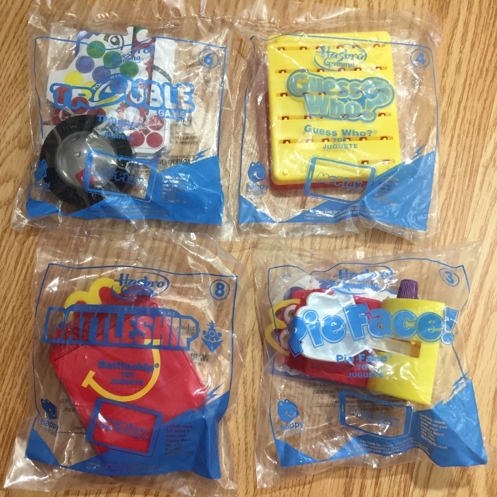Mc Donald’s Happy Meal Toys Hasbro Travel Games Set